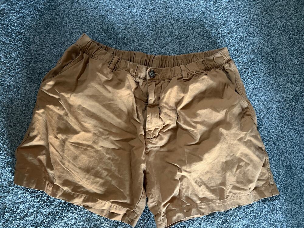 Chubbies mens xxl khaki shorts